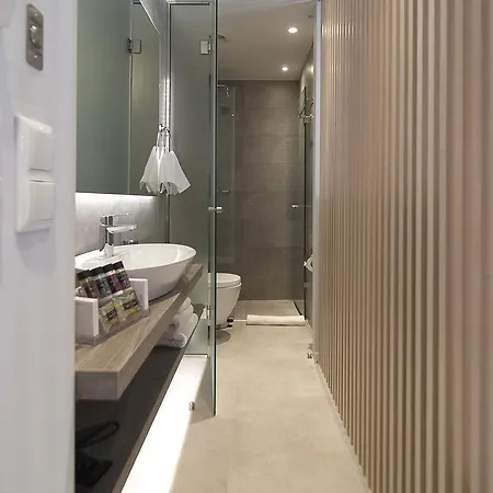 Acropolis Hotel