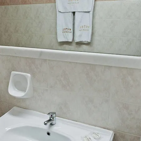 Отель Olympion 2*