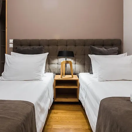 Acropolis Exclusive Residences
