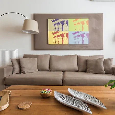 Acropolis Exclusive Residences דירה