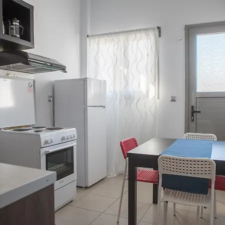 Lägenhet Lak Peristeri Homes