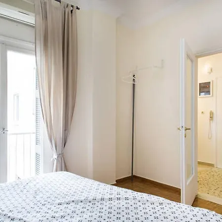 Artemis Studio Apartamento *