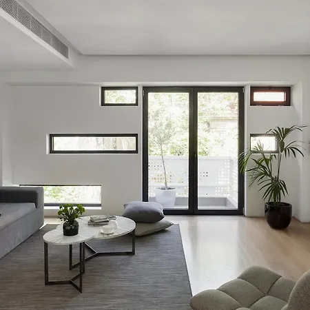Urban Stripes Apartment