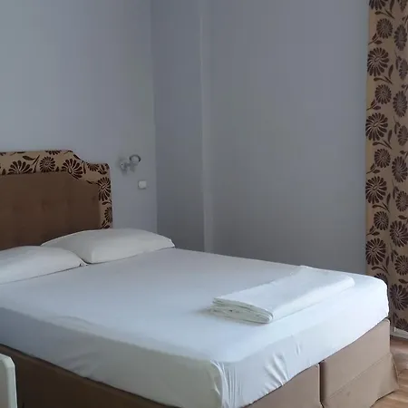 Ξενοδοχείο Theoxenia