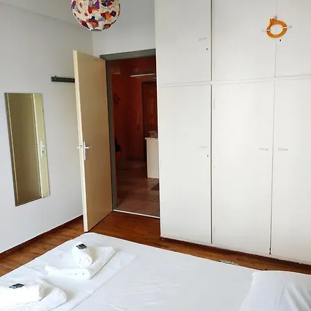 Apartment Ellinoroson Katexaki Athens