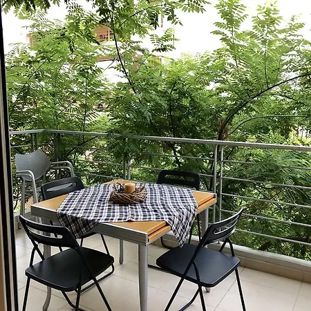House Apartment *