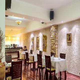 Hotel Nicola 2*