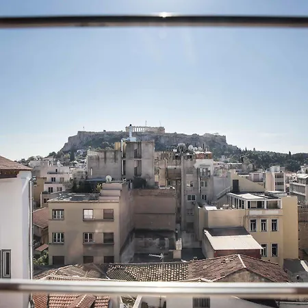 Hotel Tempi *