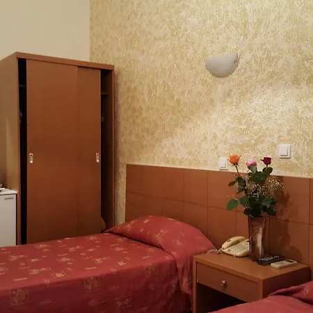 Aristoteles Hotel