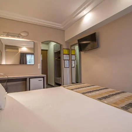 Hotel Museum 3*