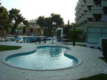 Oasis 4*