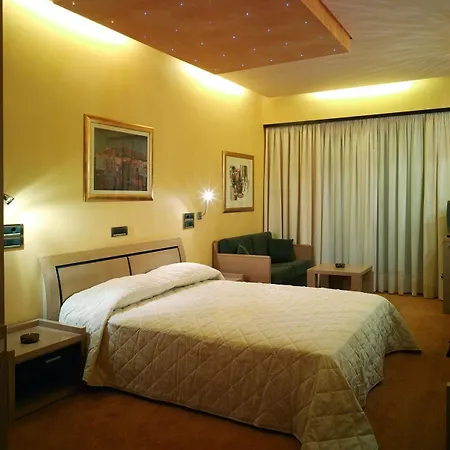 Centrotel 2*