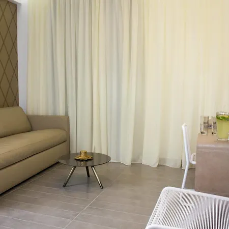 Hotel Carolina Since 1934 Atena