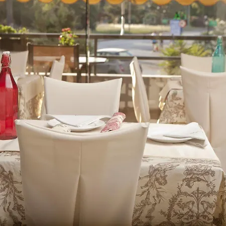 Minavra Hotel 2*