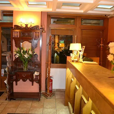 Katerina Hotel 3*