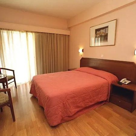 Hotel Economy