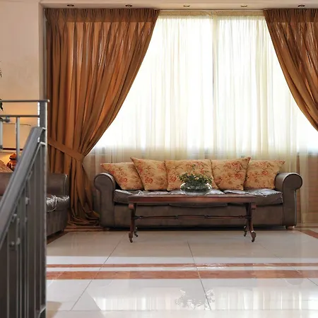 Atrium & Jacuzzi Ξενοδοχείο