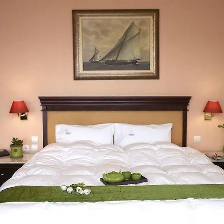 Tropical Hotel 4*