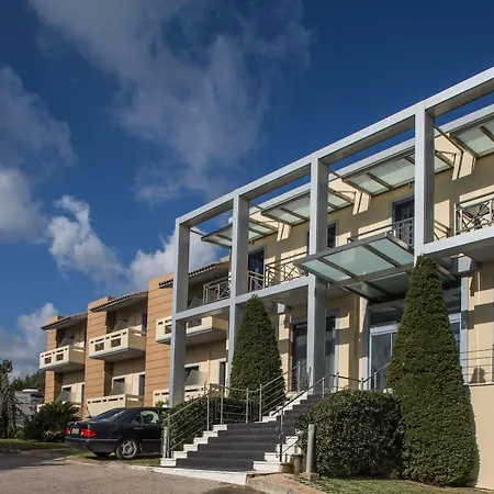 Dekelia Hotel 3*