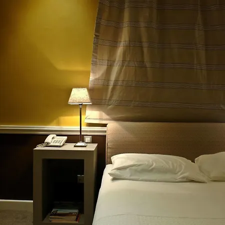 Отель Semeli Афины