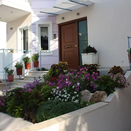 Veggie Garden Bed & Breakfast 3*