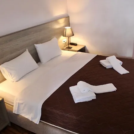 Galaxy Hotel 3*