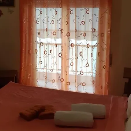 For Rent Gazde/Camere de închiriat Atena