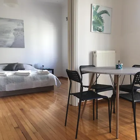 Apartment 5 *