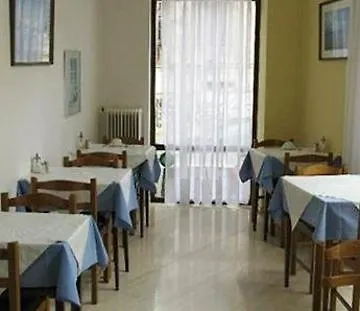 Nefeli Otel 2*