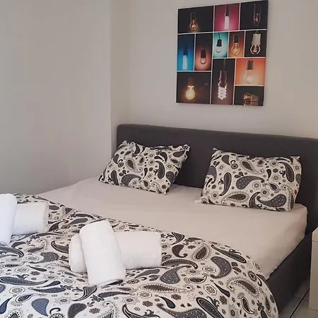 Palette Alice Blue - Center, 3 Bd, 2 Bath