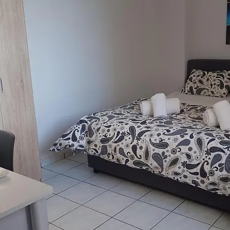 Palette Alice Blue - Center, 3 Bd, 2 Bath Appartement *