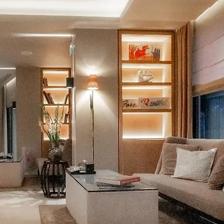 Somewhere Vouliagmeni Hotel 5*