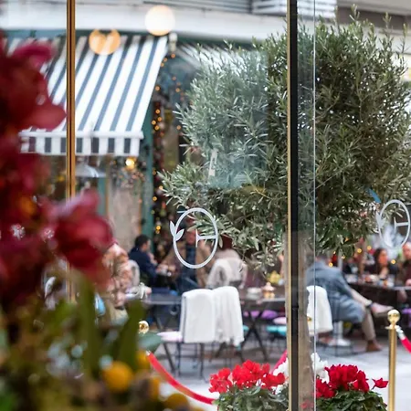 Elia Ermou Hotel