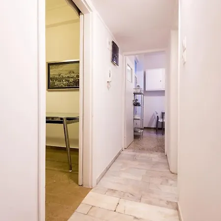 Homey For 4 People In Koukaki