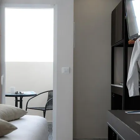 B4b 365 Hotel 4*