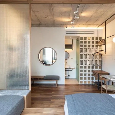 Ergon House 4*