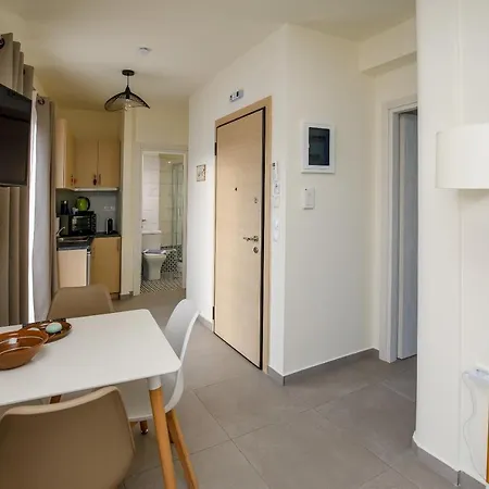 Central Stay Athens Apartahotel