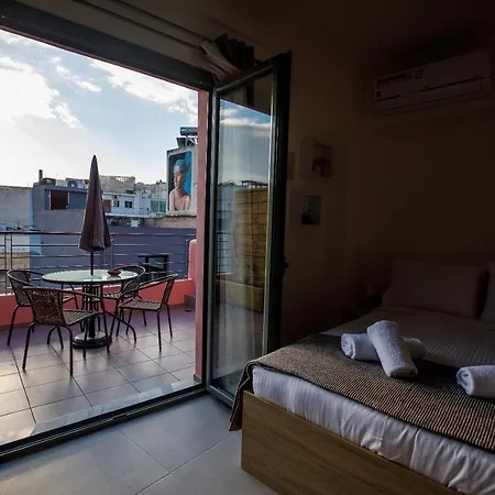 Central Stay Athens Apartahotel