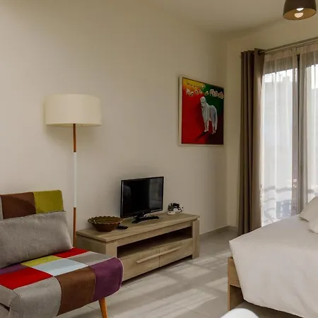 Central Stay Athens Apartahotel