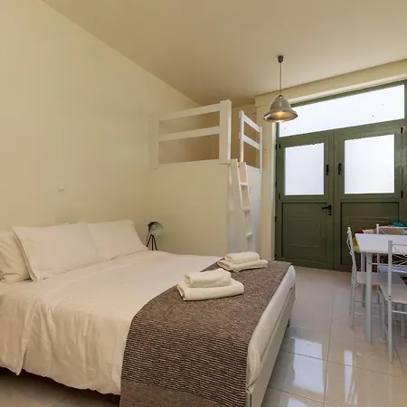 Central Stay Athens Atenas