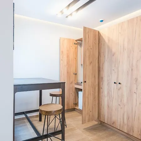 Syntagma Luxury Living One “ll1” דירה *