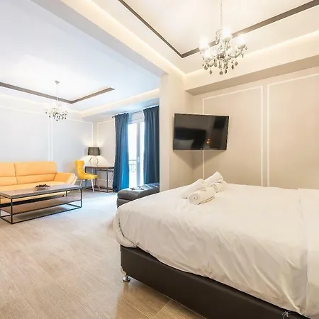 Syntagma Luxury Living One “ll1” דירה *