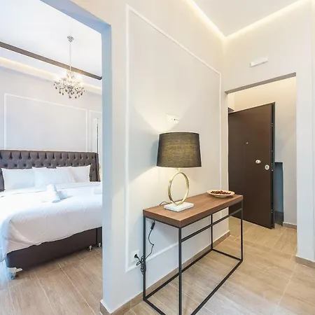 Syntagma Luxury Living One “ll1” דירה *