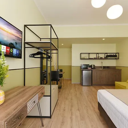 Stories Apartman *