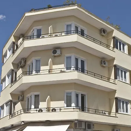 Hotel Phaedra *