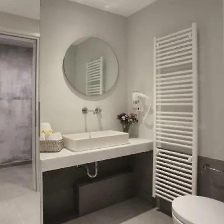 Legeo-luxurious Athenian Appartement *