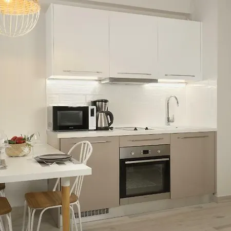 Luxury Apartment *