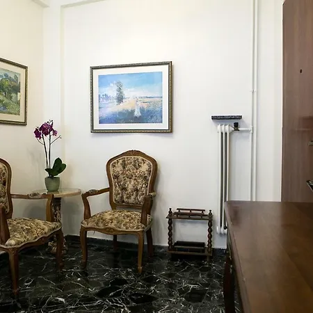 Apartment House, Larisis Metro,