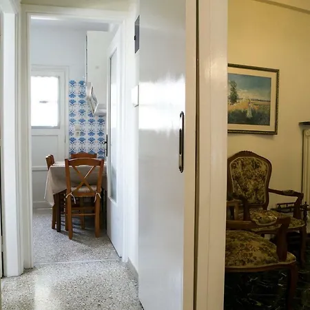 Apartment House, Larisis Metro, *