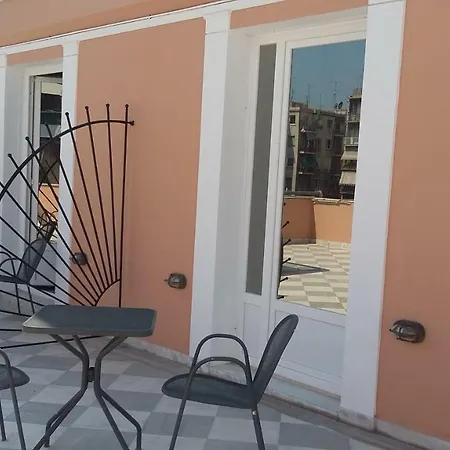 Ξενοδοχείο Exis 2*